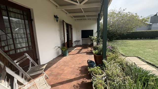 2 Bedroom Property for Sale in Sandbaai Western Cape